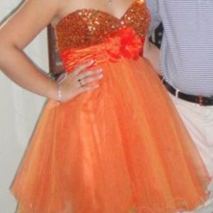 HOMECOMING DRESS — Orange